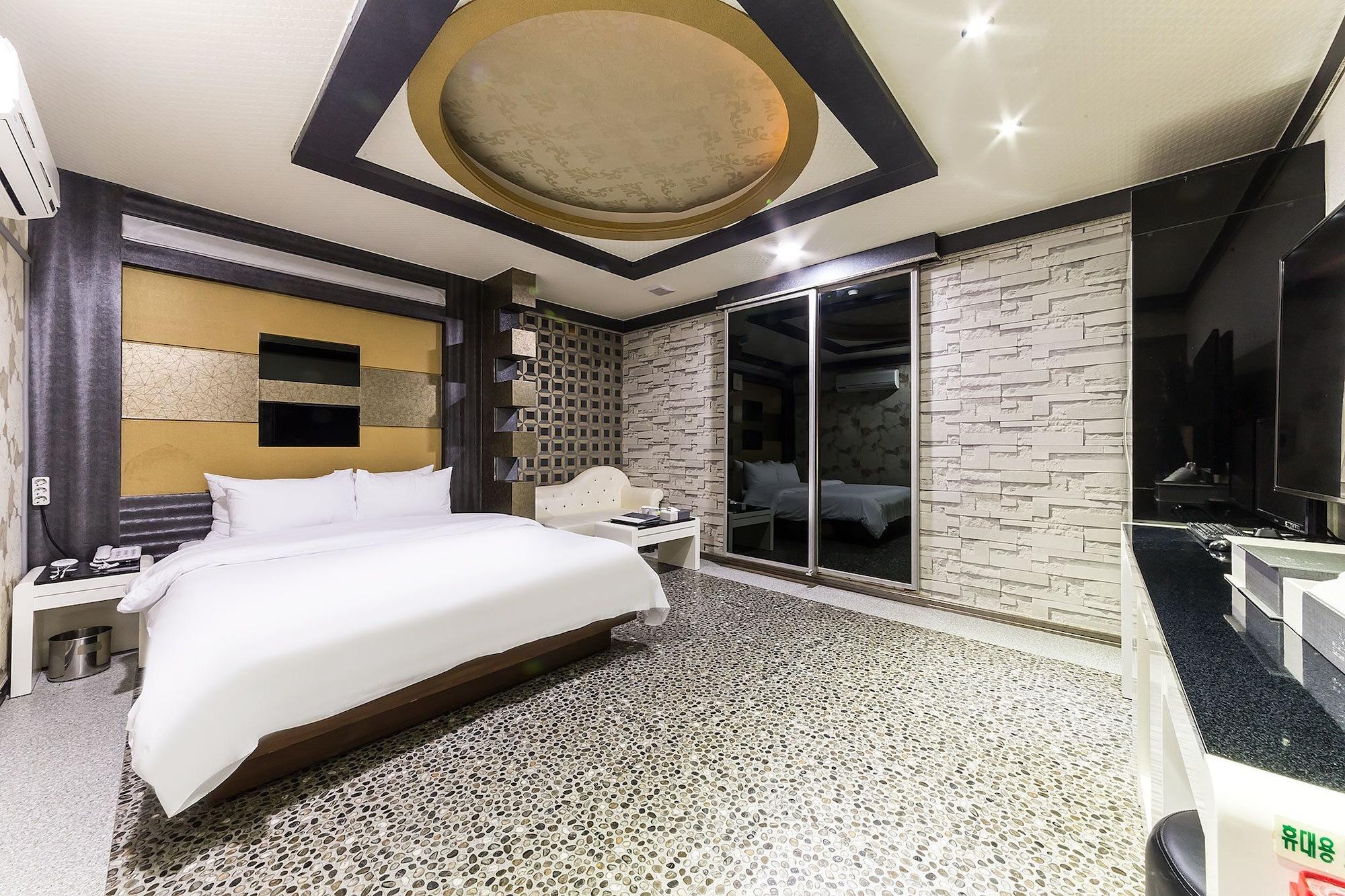 Millennium Hotel Kōyō Dış mekan fotoğraf